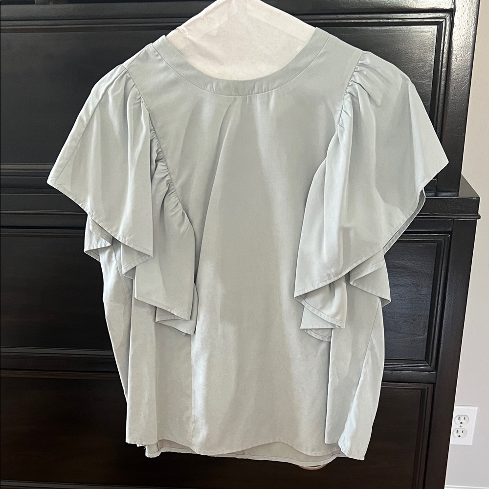 Listicle Soft Gray Flutter Sleeve Blouse